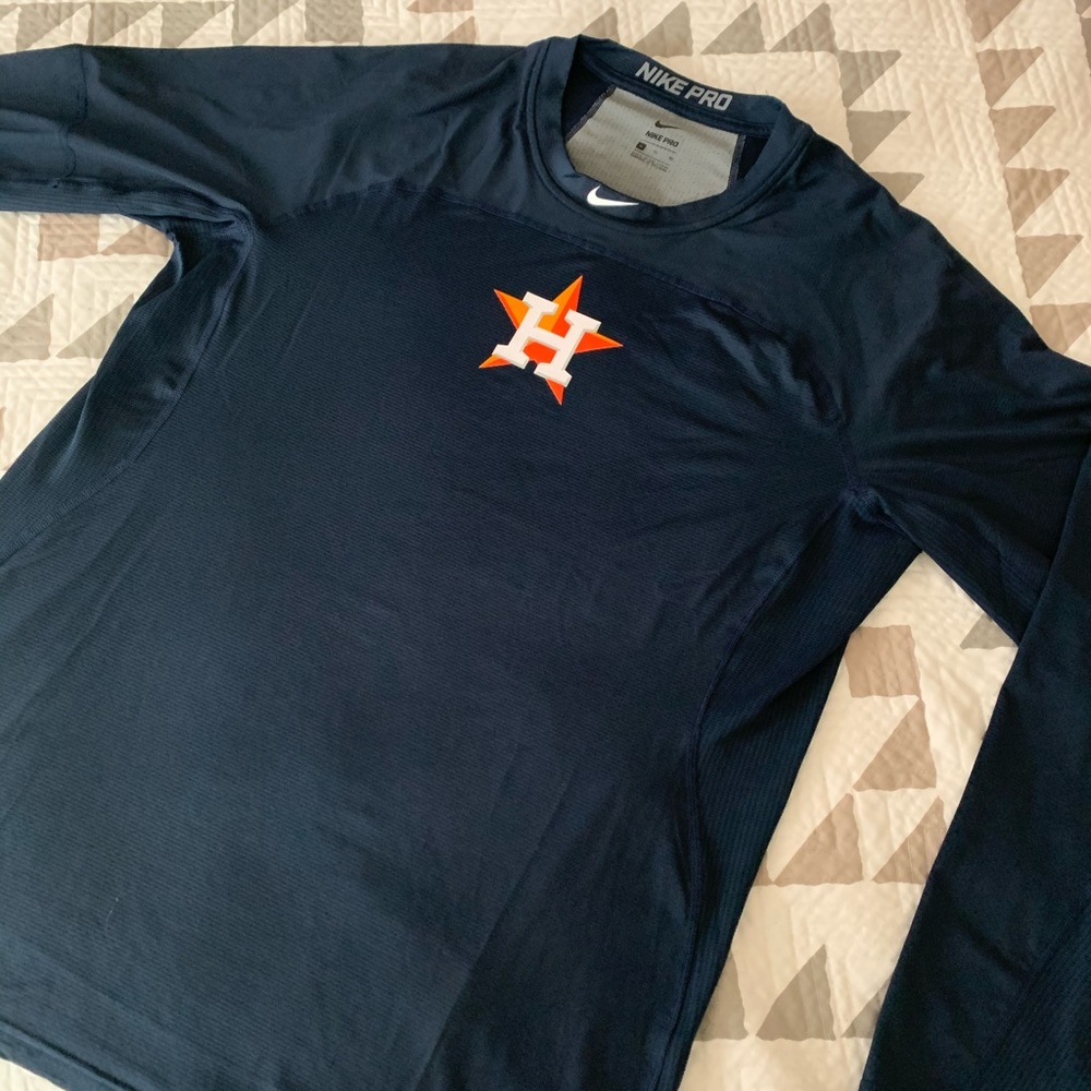 ‼️SOLD‼️ NWOT Houston Astros Nike Long sleeve ⚾️🧡